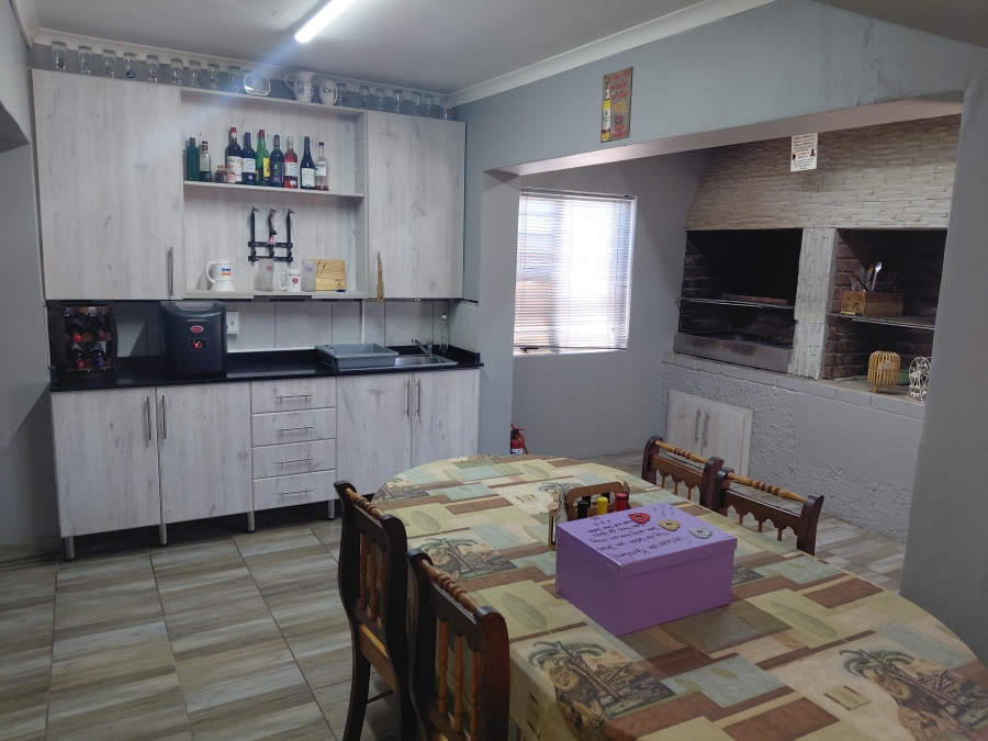 4 Bedroom Property for Sale in Retief Eastern Cape